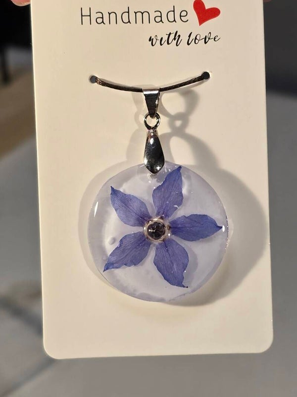 Pendentif cercle Bourache