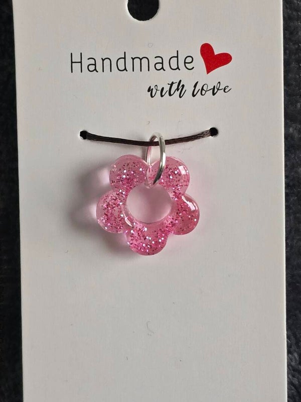 Pendentif fleur rose