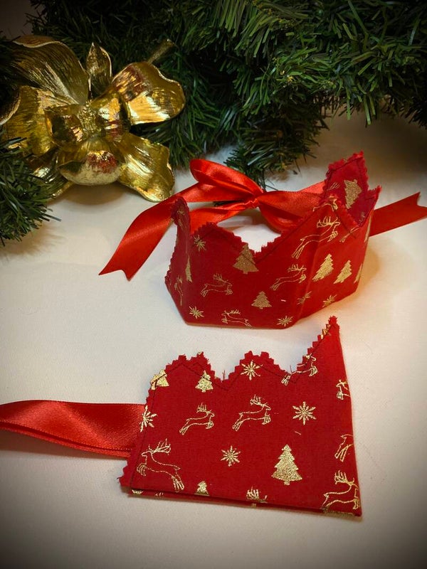 Fabric crown red