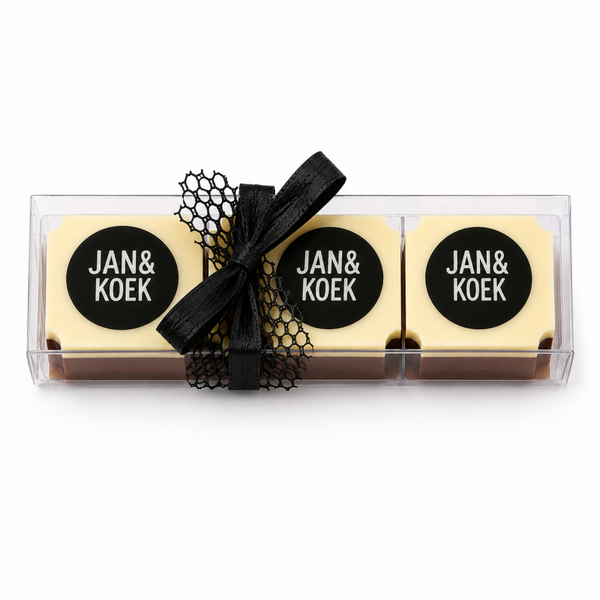 Logo Chocolade per 3 verpakt, per 4 doosjes