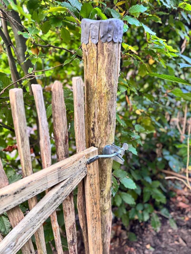 Detail houten kastanjehek