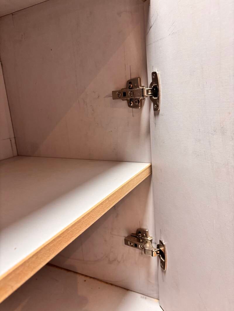 Interieur kast in aanbouw