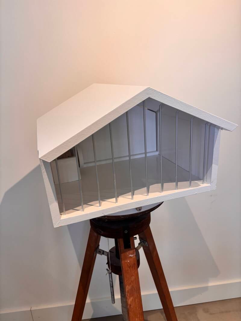 wit voederhuis voor vogels