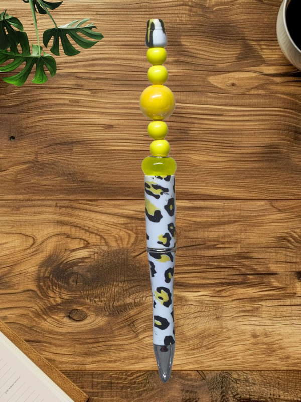 Leopard yellow pen