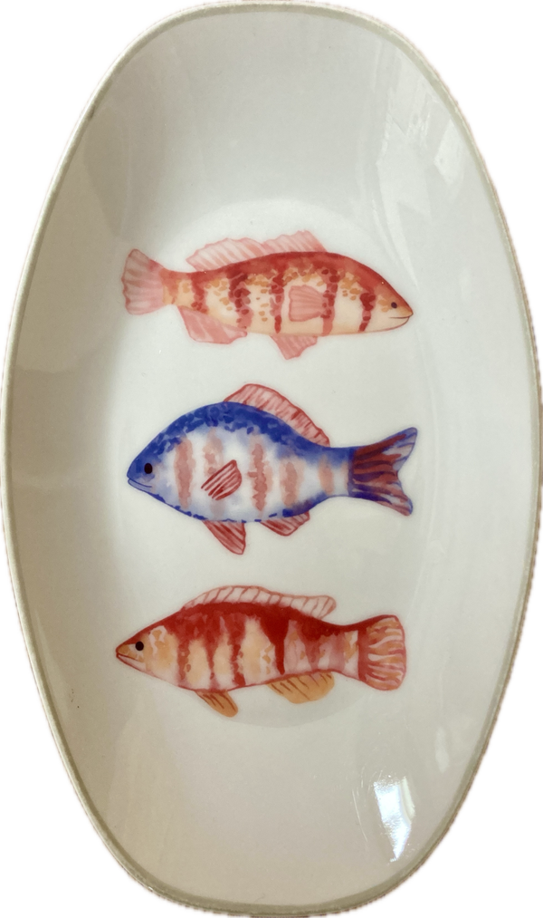 Vissen op ovaal bord met grijze rand