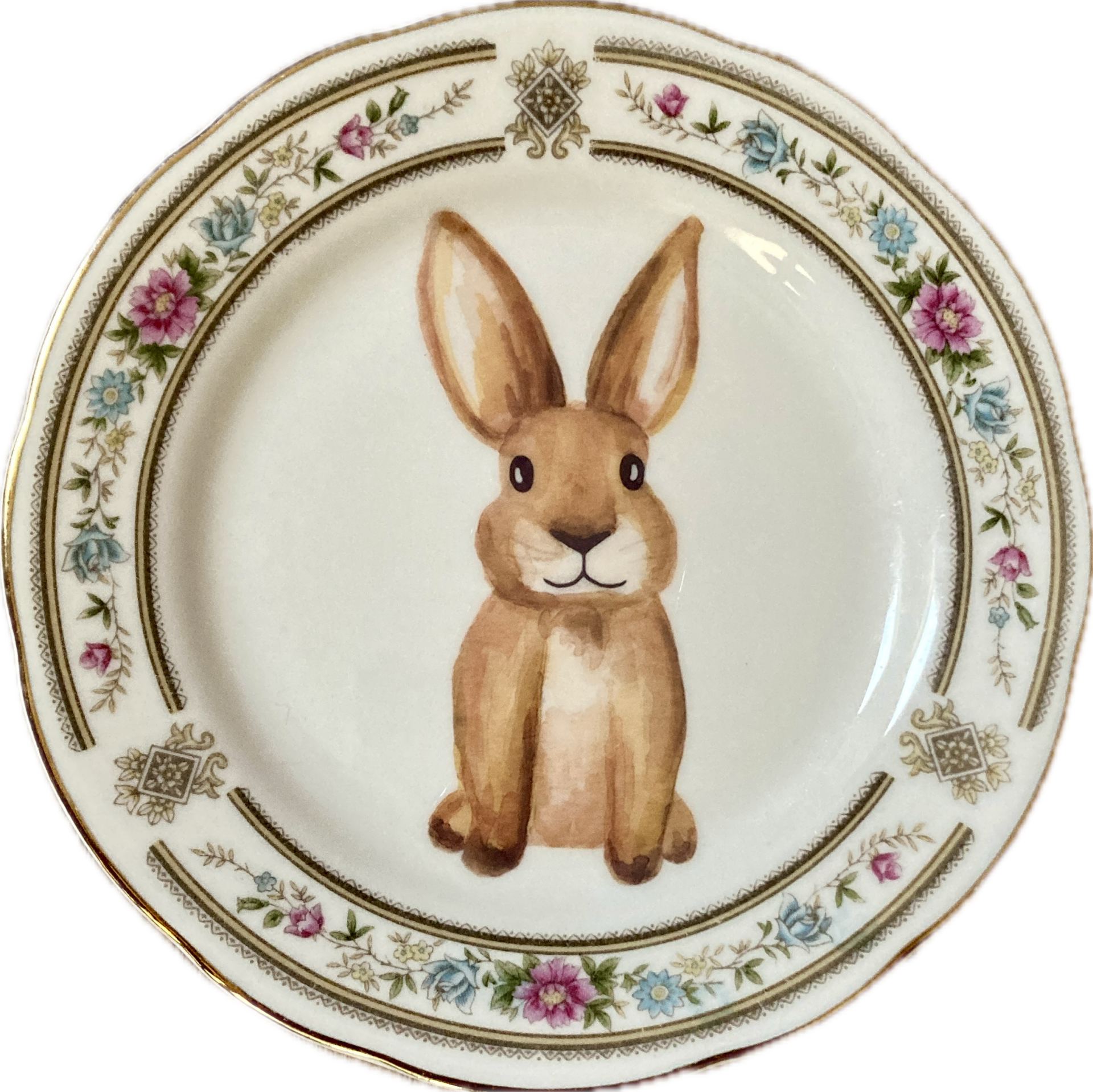 Konijn op schotel met bloemen en gouden rand