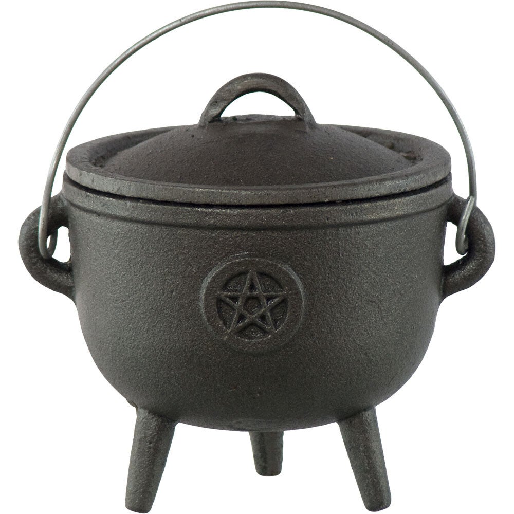 CAULDRON – CAST IRON – BLACK – PENTACLE (SMALL) 4.25″DI. / CHAUDRON FONTE NOIR – PENTACLE (PETIT) 4.25″DI.