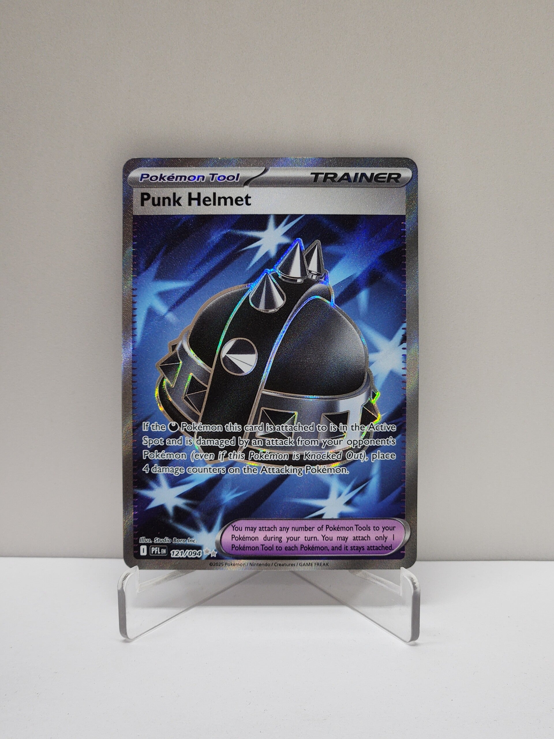 Phantasmal Flames  121/094 Punk Helmet