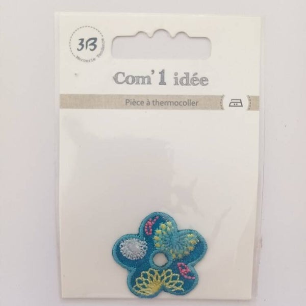 Thermocollant petite fleur bleue