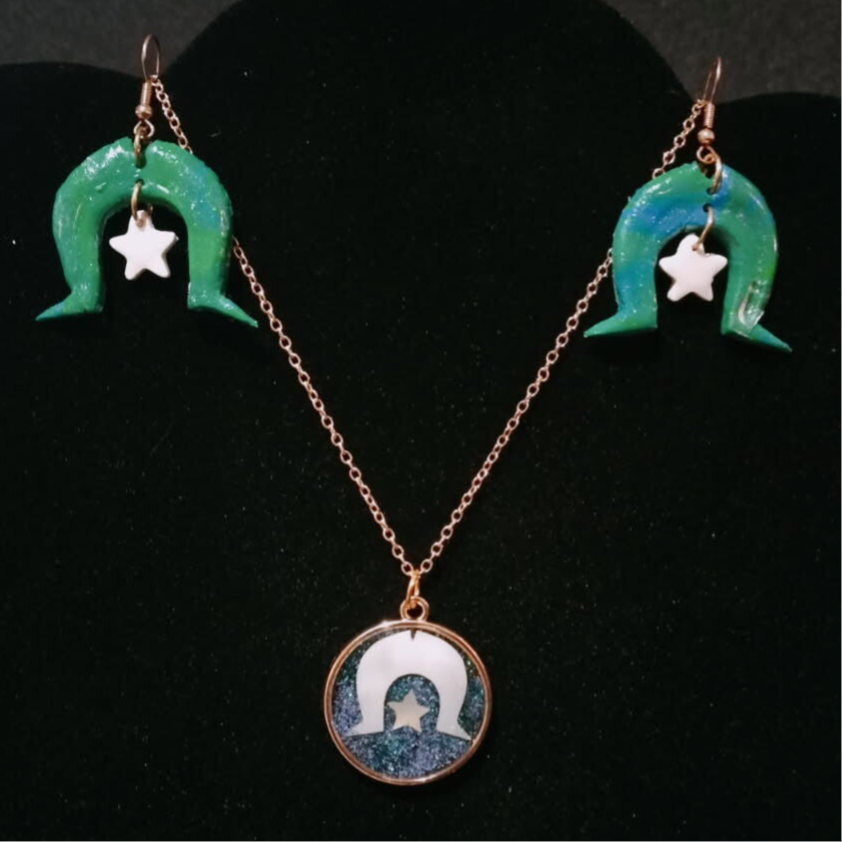 Torres Strait Islander necklace and earring set
