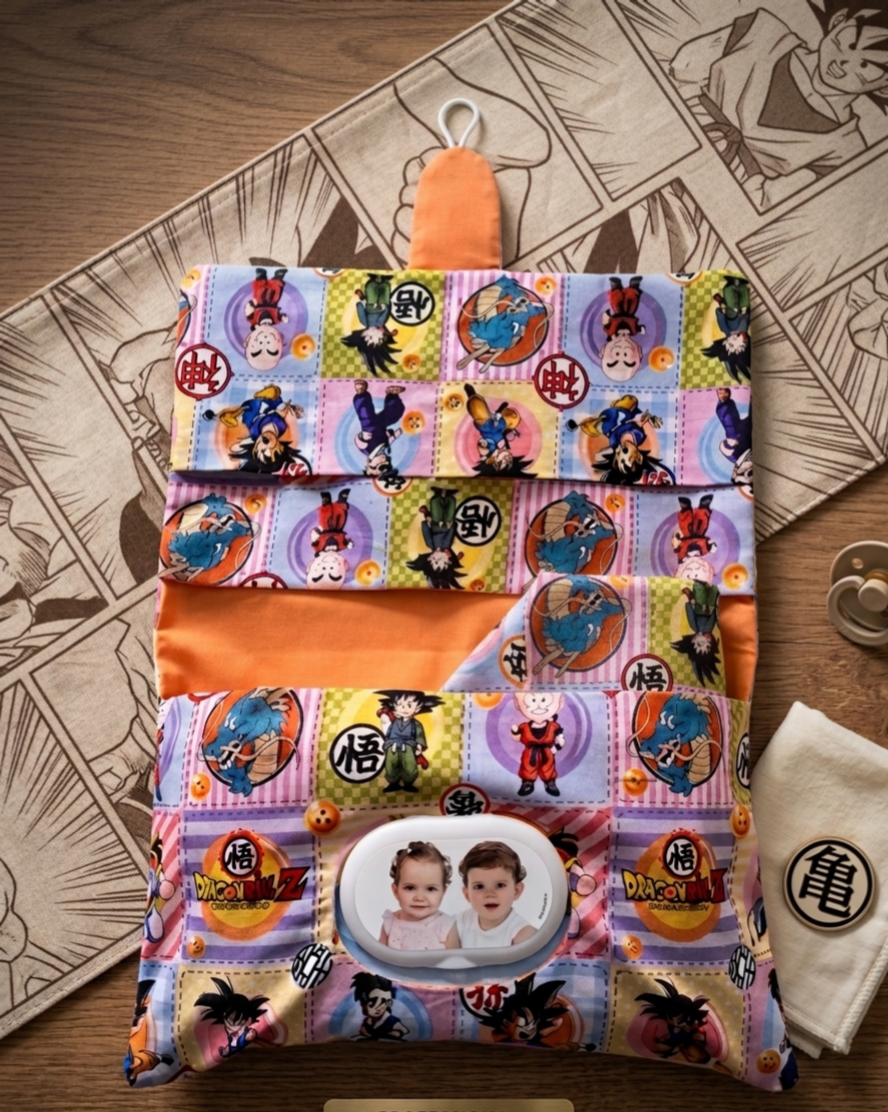 Portatoallitas y pañales Dragon Ball