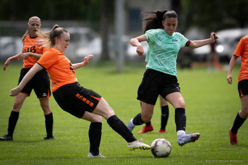 web_15_72__adb2571-standard-q5vh6n.jpg