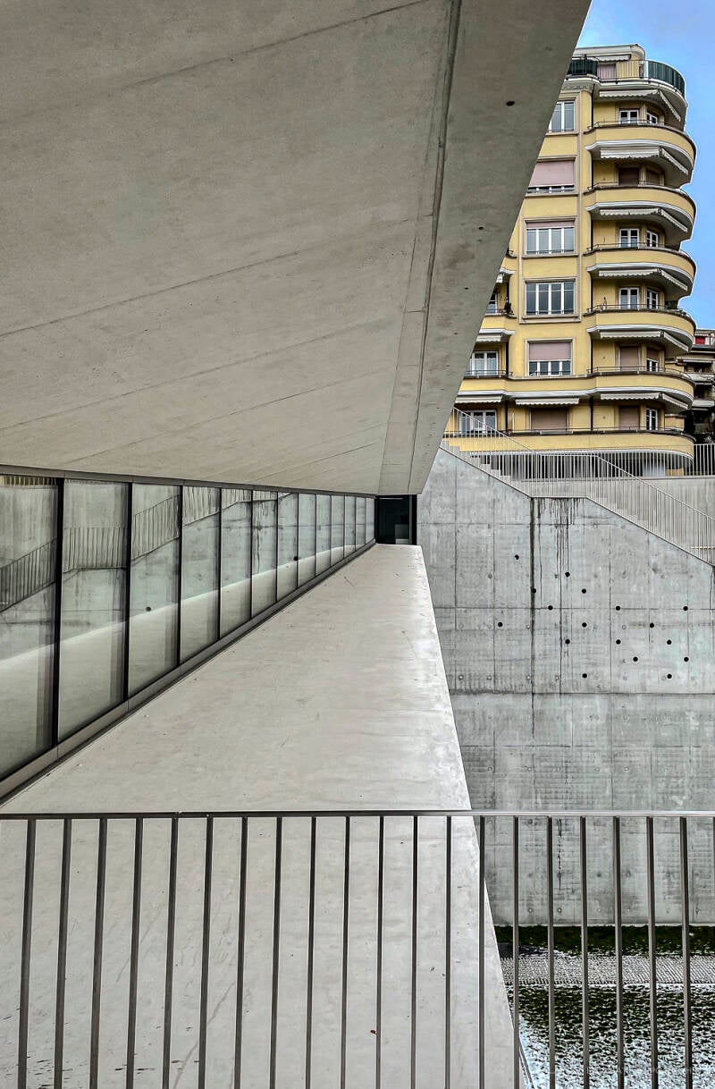 web_15_72_img_2390-2-standard-b99vwz.jpg