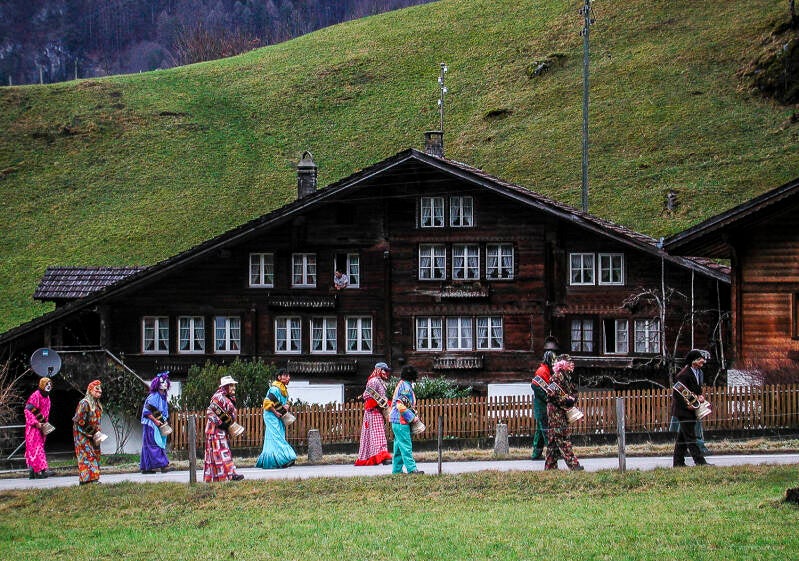 web_15_72_ubersitz_02_2937-standard.jpg