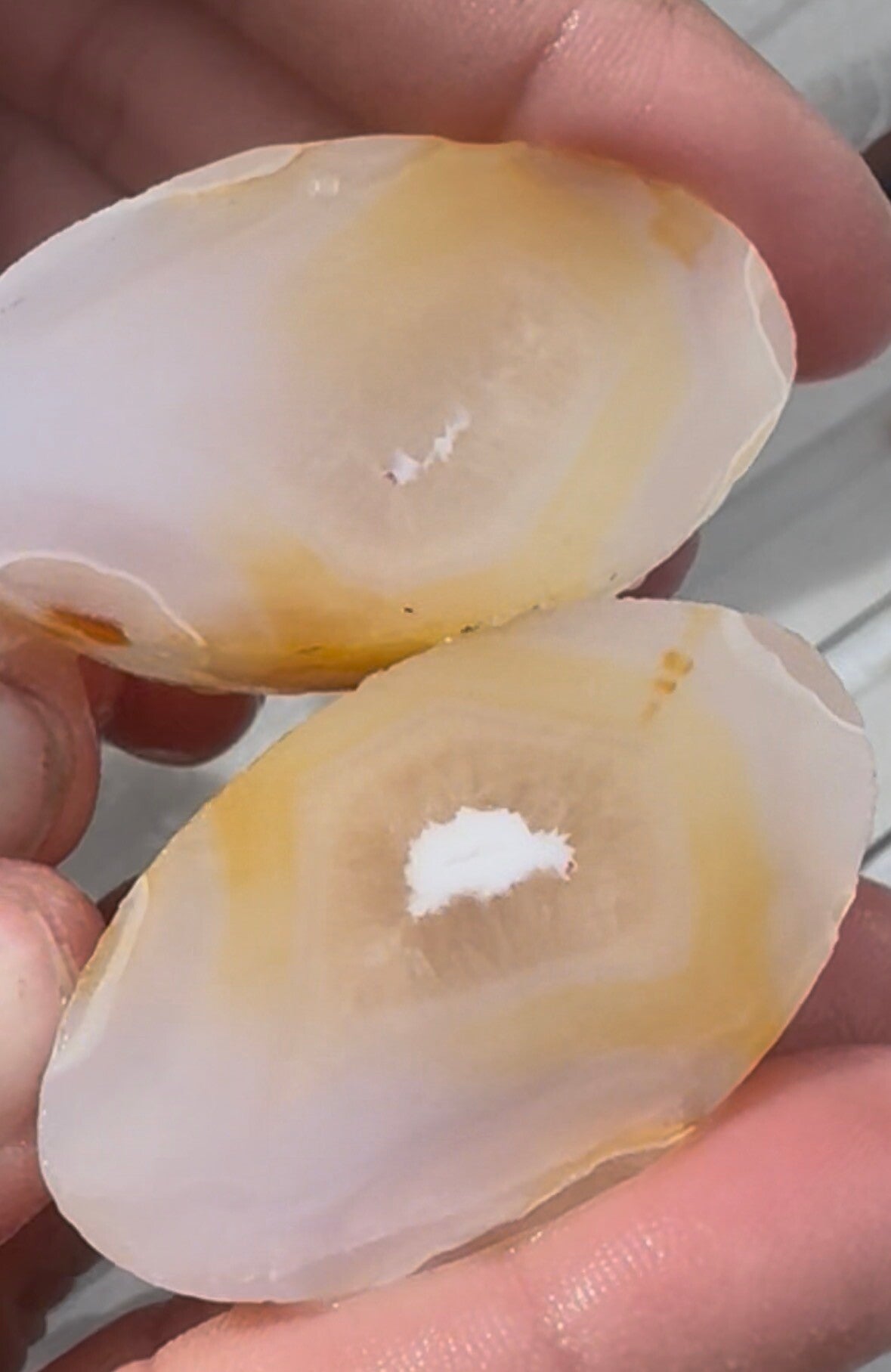 Flower agate