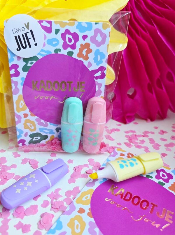 Cadeautje voor de juf | 2 mini markeerstiften | Kant-en-klaar