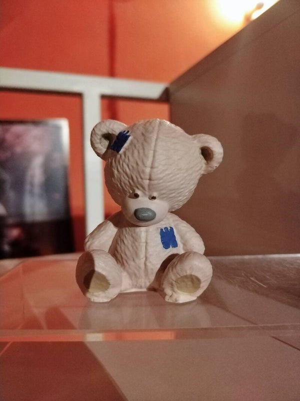 Bär mit Pflaster