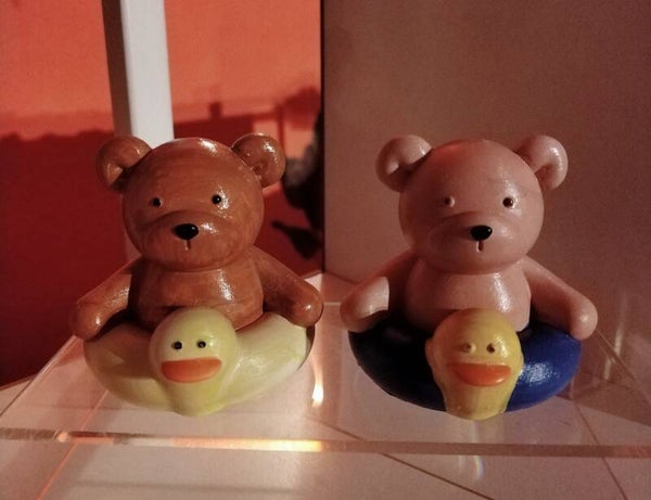 Bär mit Schwimmring