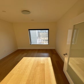 28-standard-cmh6w5.jpg