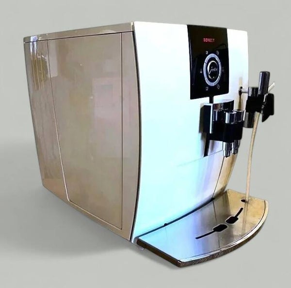 Kaffeevollautomat Jura Impressa J5 in Weiß