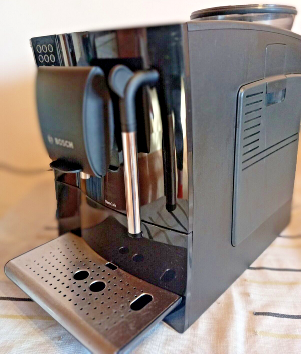 Refurbed / Generalüberholter Bosch VeroCafe Kaffeevollautomat
