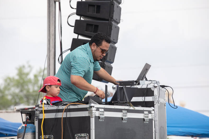 ness0561-standard.jpg
