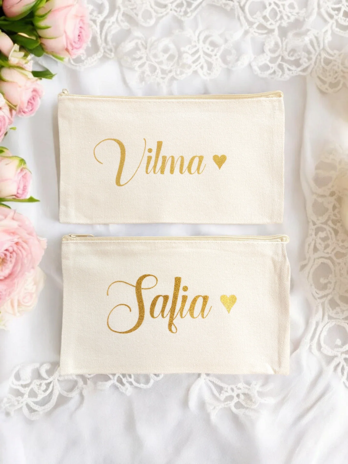 Meikkipussi omalla nimellä – personoitu kosmetiikkalaukku lahjaksi