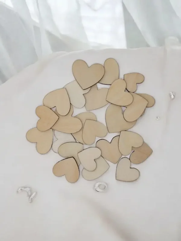 Koivuvaneri sydämet 100 kpl – 3 cm, 4 cm, 5 cm – askarteluun ja koristeisiin