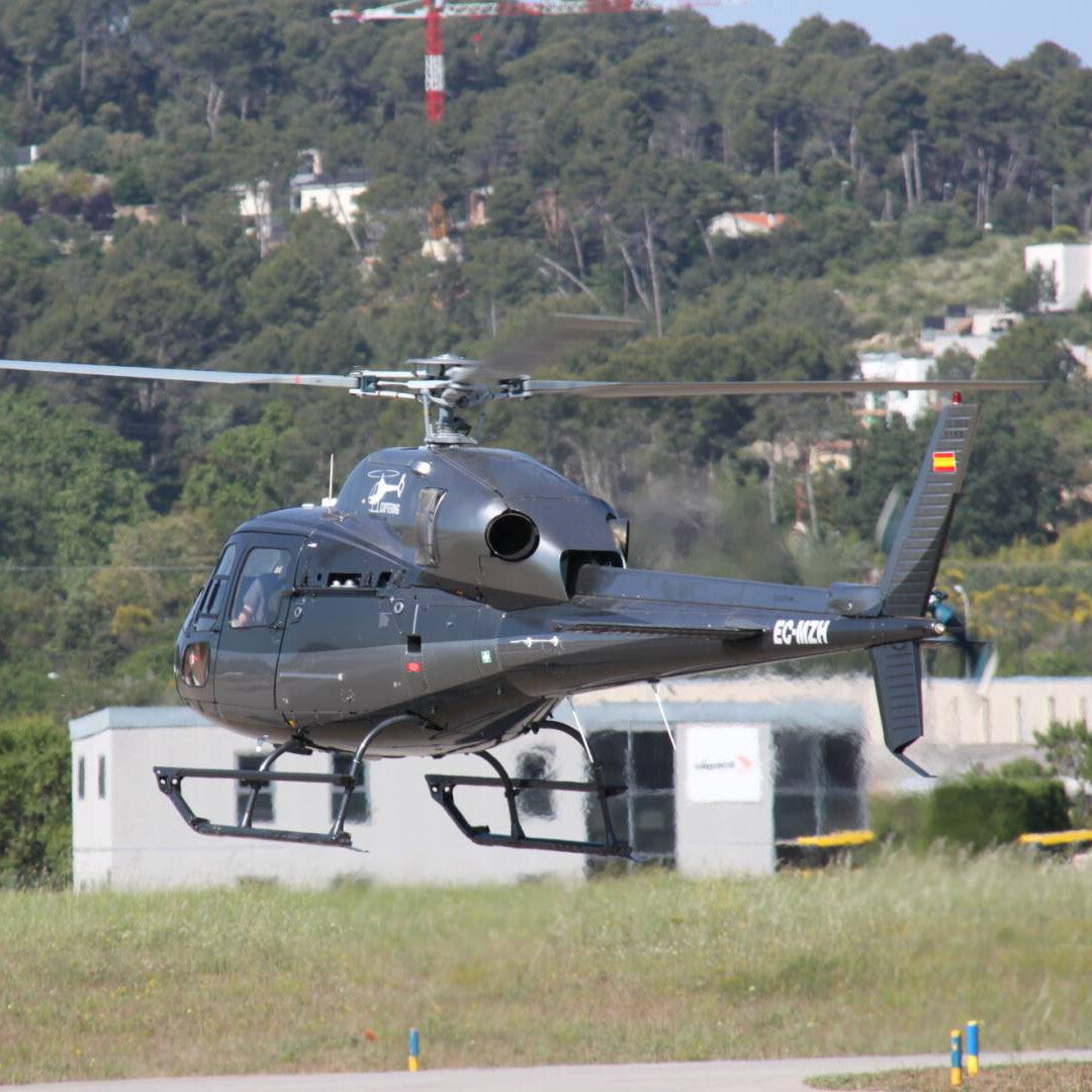 coptering-ecuriel-ec-mzh-barcelona-helicopteros-standard.jpg