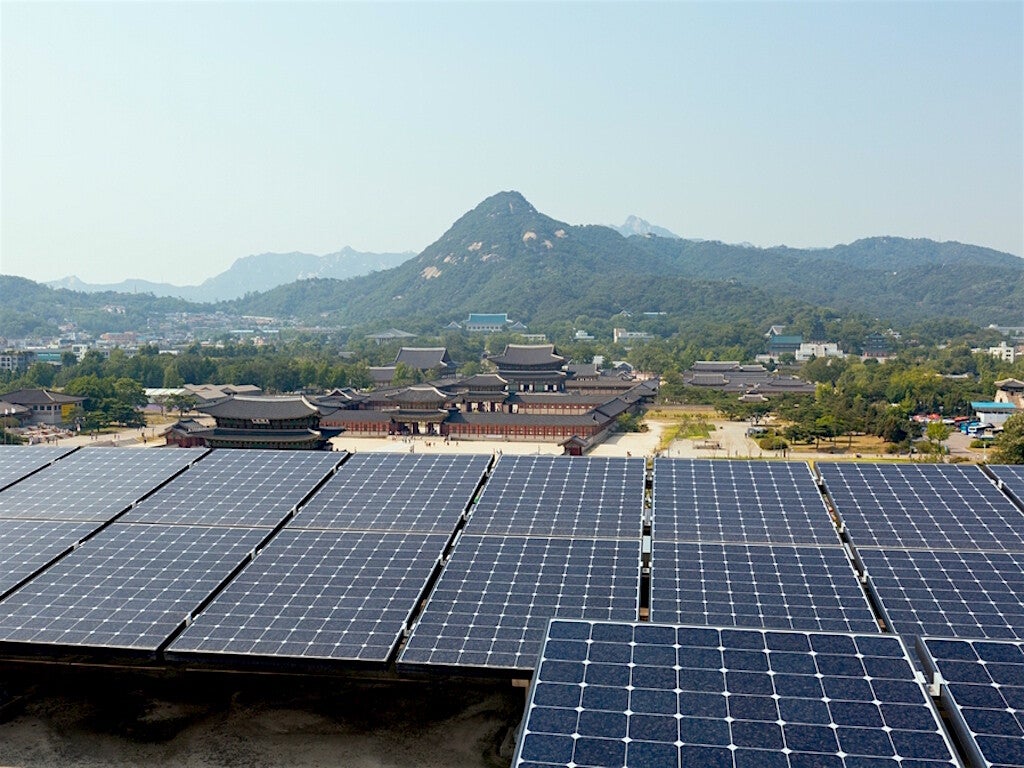 korea-solar-panels-national-museum-of-korean-contemporary-history-provided-by-seoul-city-standard.jpg