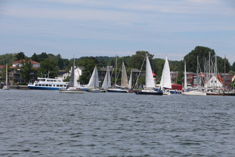 stgr2-01-standard.jpg