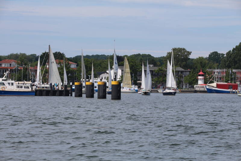 stgr2-02-standard.jpg