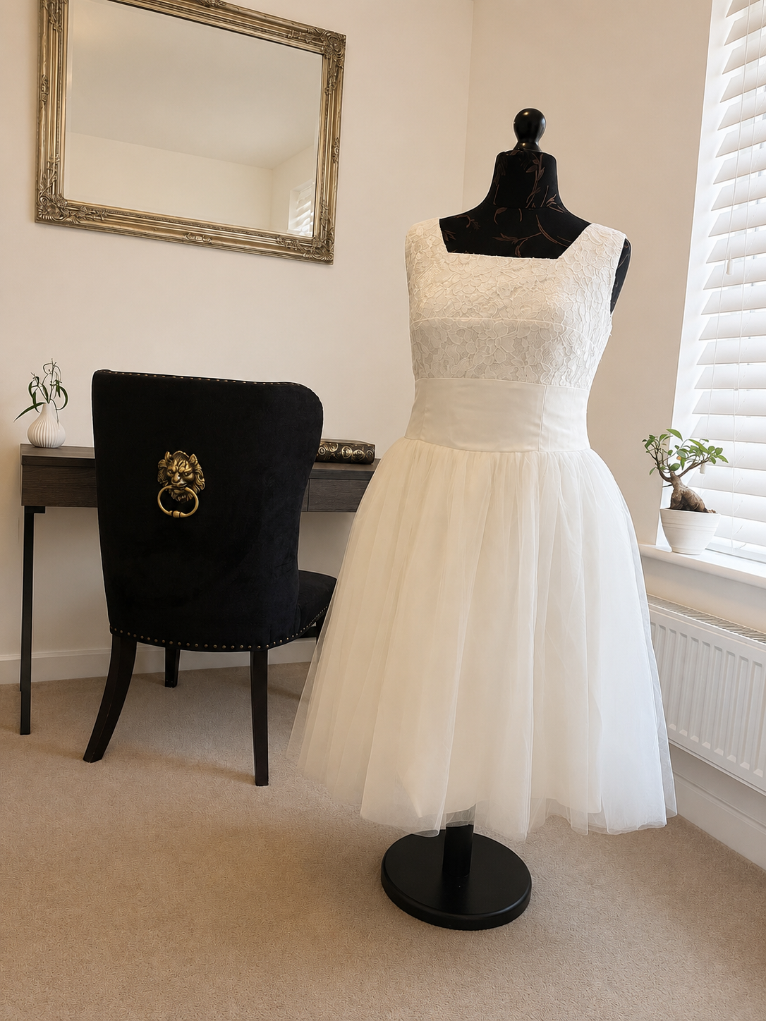 JJ’s House Short Ivory Wedding / Registry Dress - Size 18
