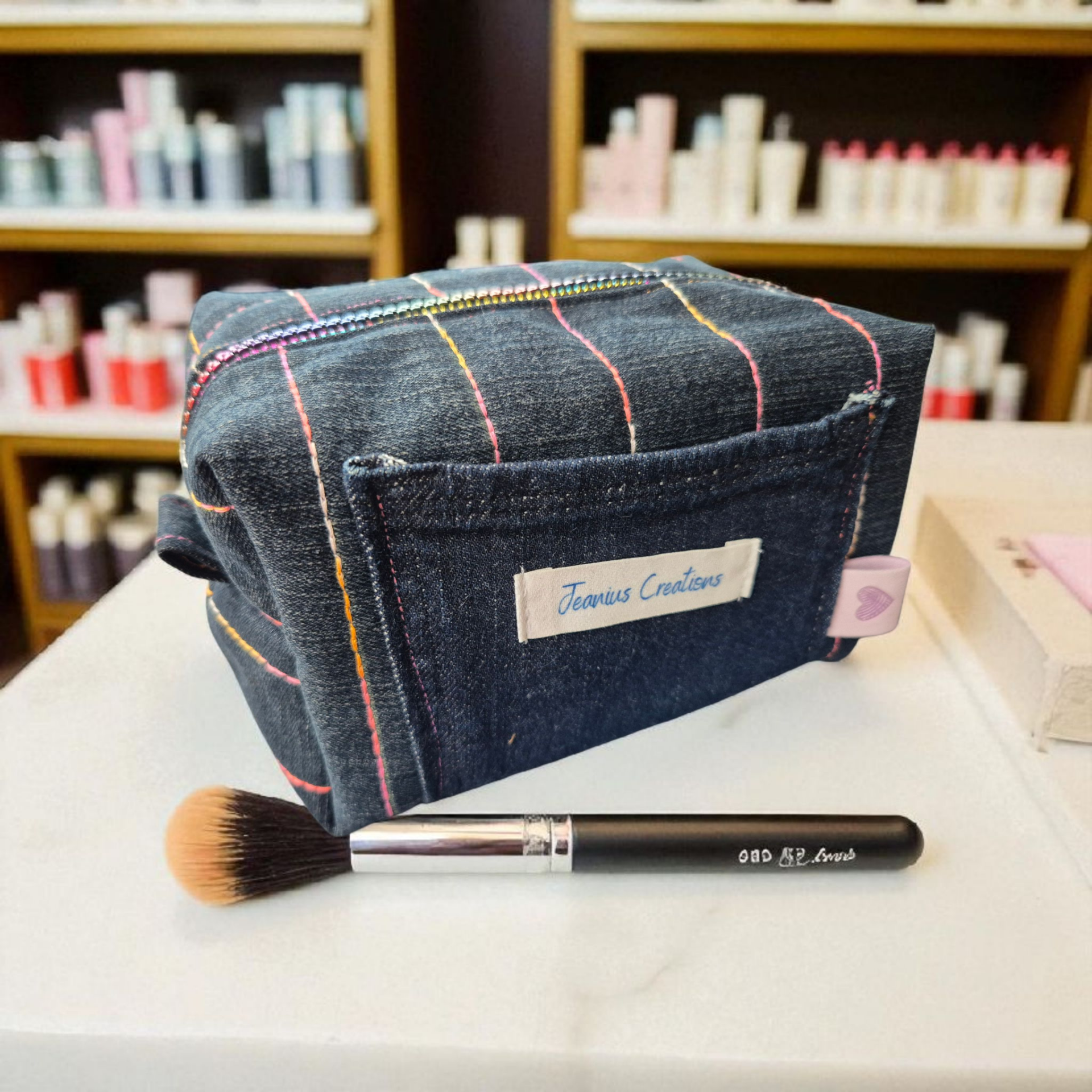 Boxy Bag maxi glänzender Reissverschluss