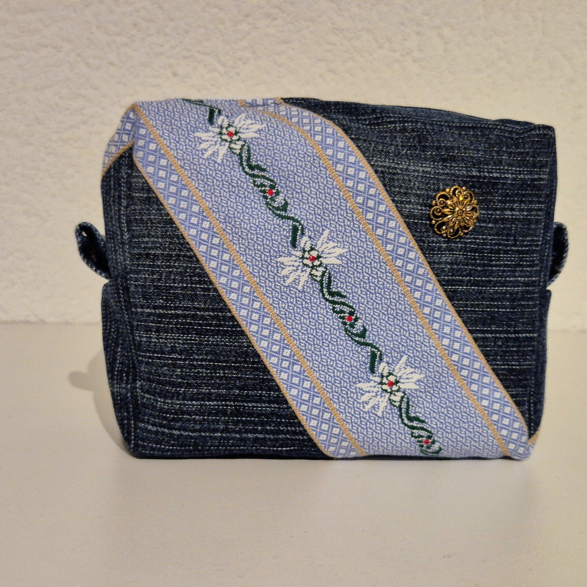 Boxy Bag midi Edelweiss original/dblau