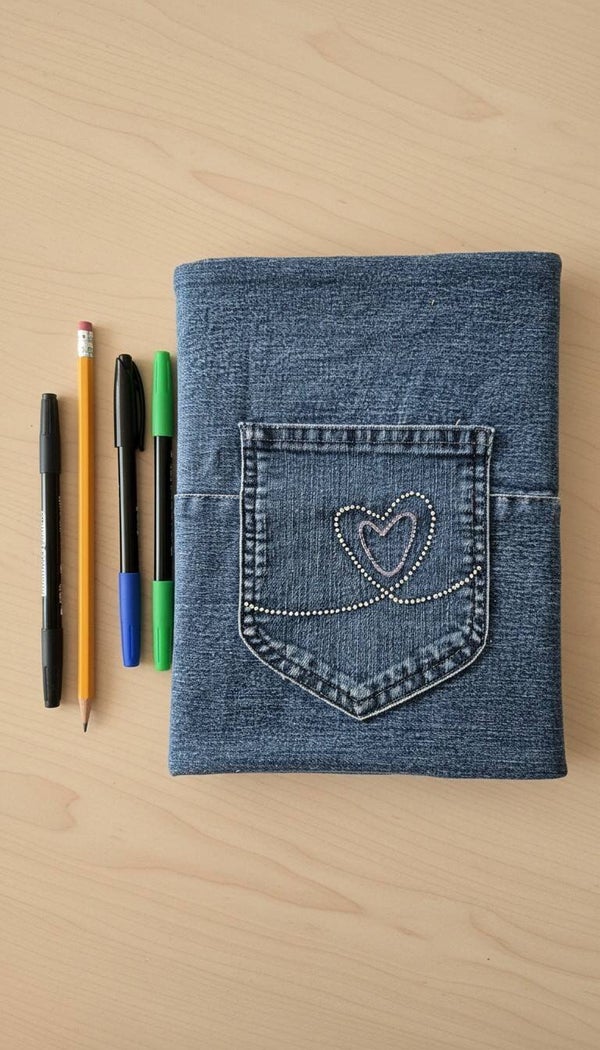 Jeansliebe Buchhülle mit Herz