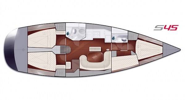Le Salona 45 est conçu à la fois pour la course et pour la croisière