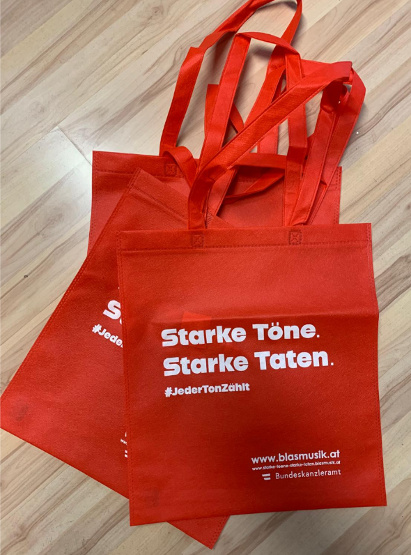 Tasche Starke Töne. Starke Taten