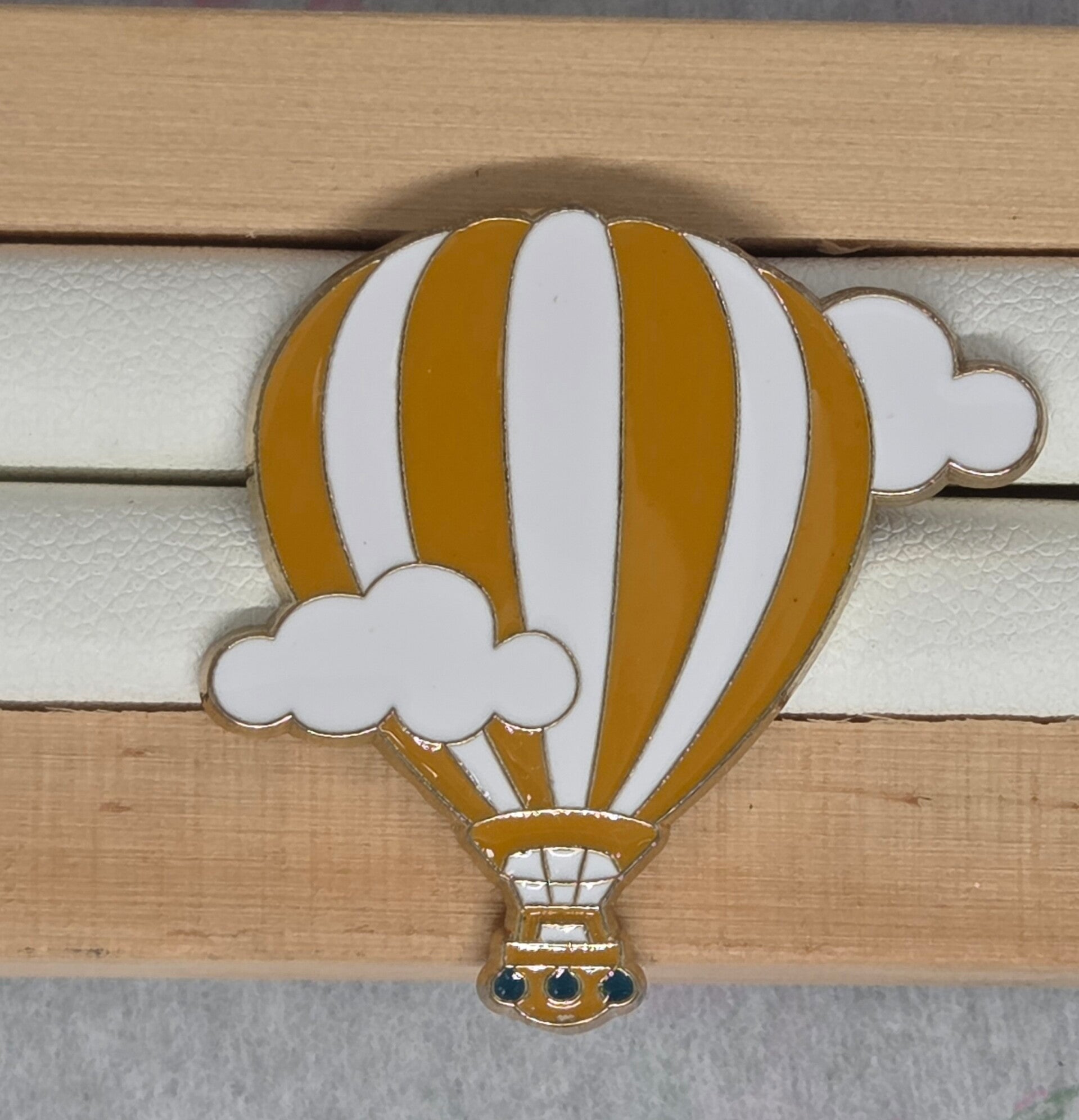 Pin's Montgolfière