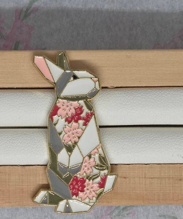 Pin’s Lapin Fleuri