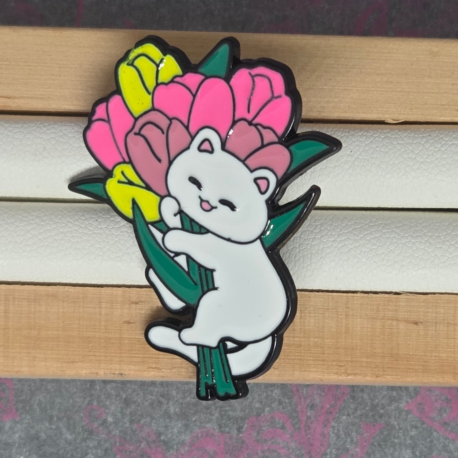 Pin’s Chat & Fleur Rose