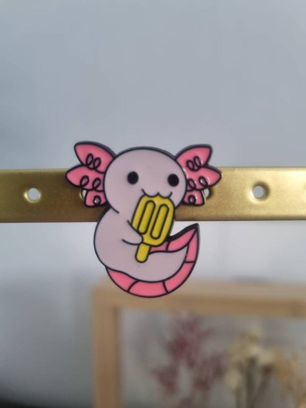 Pin's Axolotl