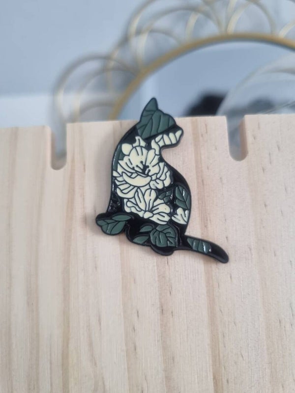 Pin's Chat coloré fleuri