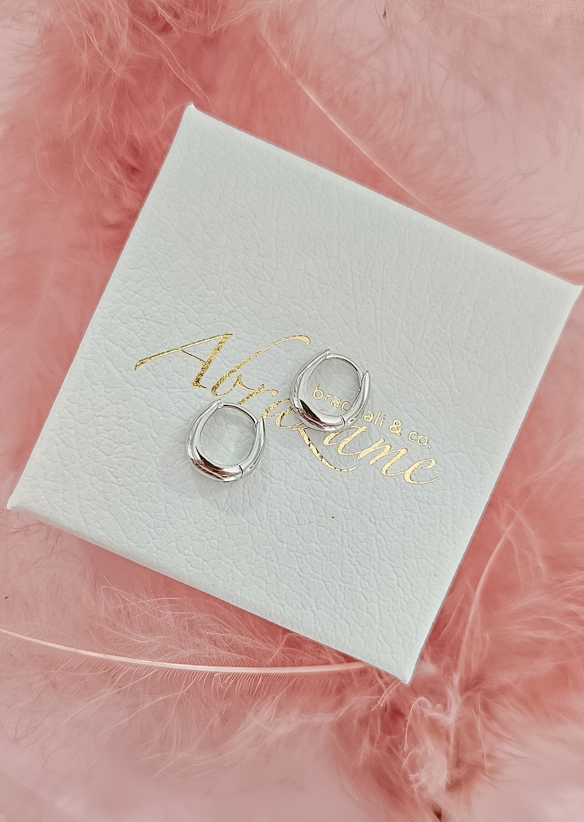 Essential Abràzame