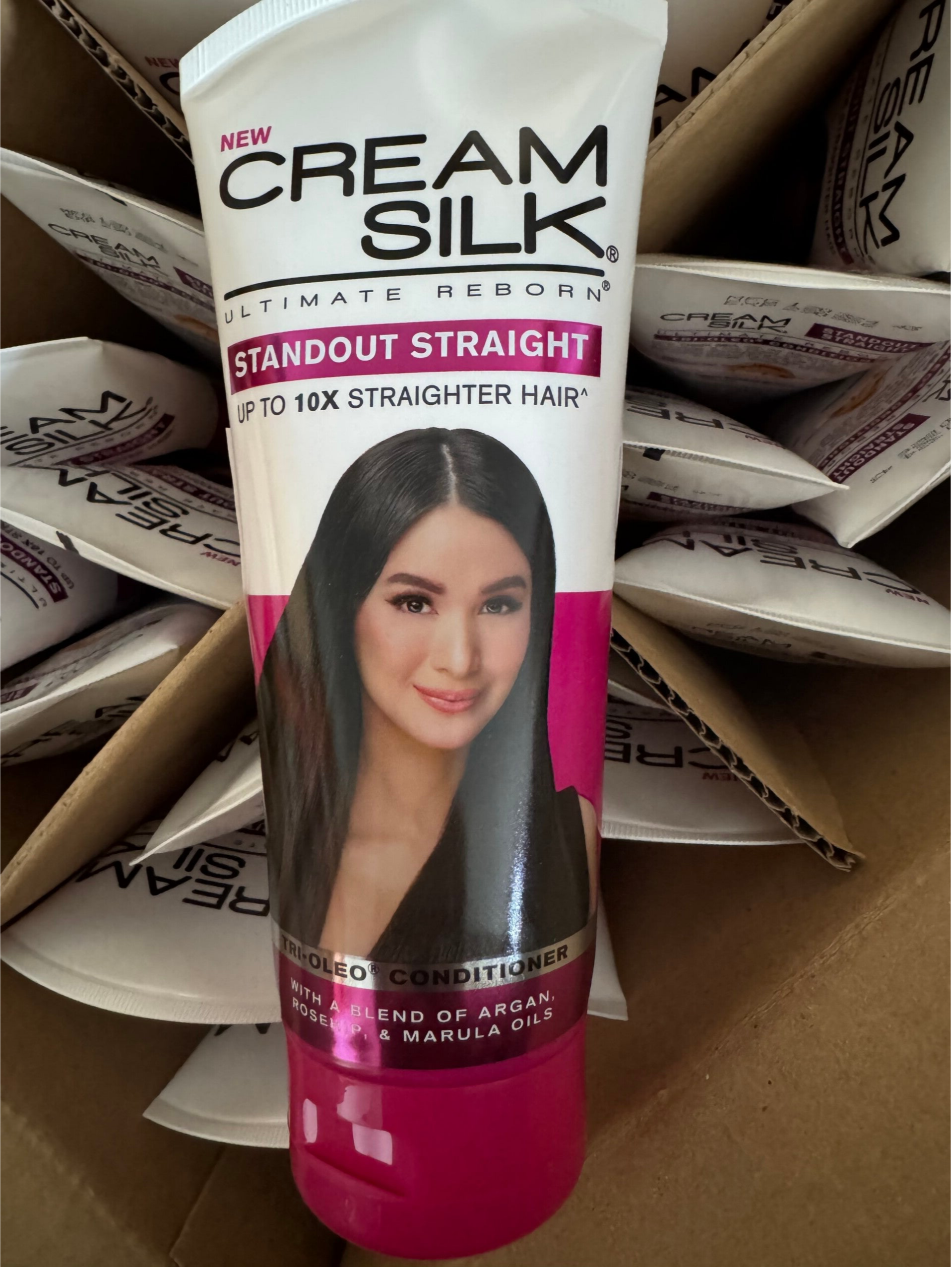 Creamsilk Conditioner Reborn Stand out straight Pink