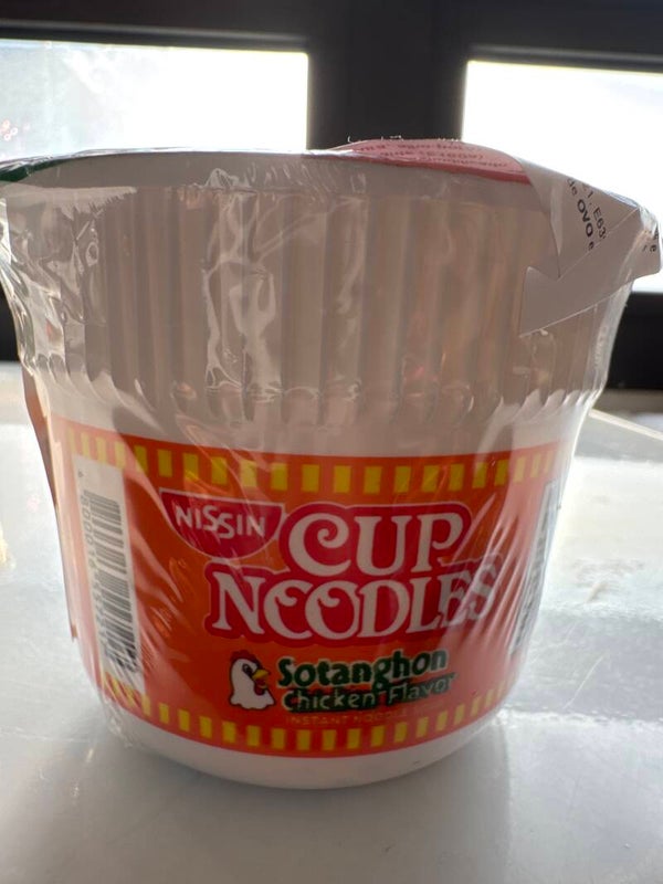 Nissin Cup Noodles Sotanghon Chicken Flavor