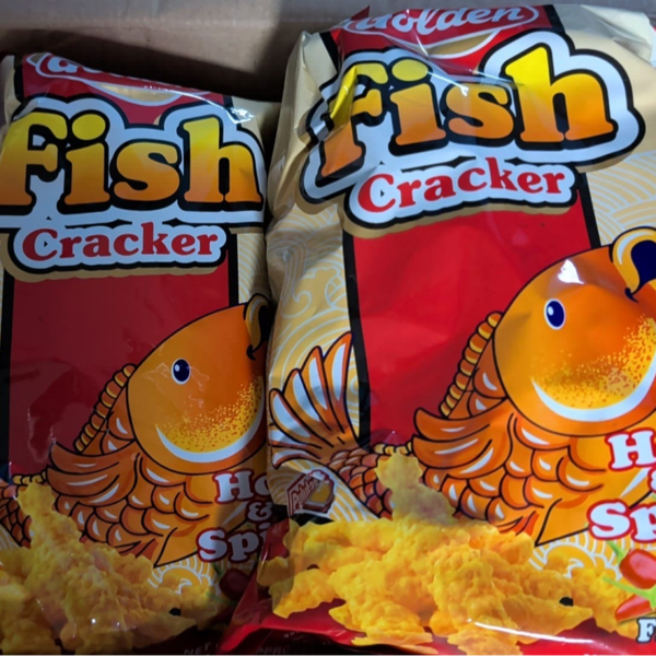 GOLDEN FISH FISH CRACKER Hot & Spicy 200g