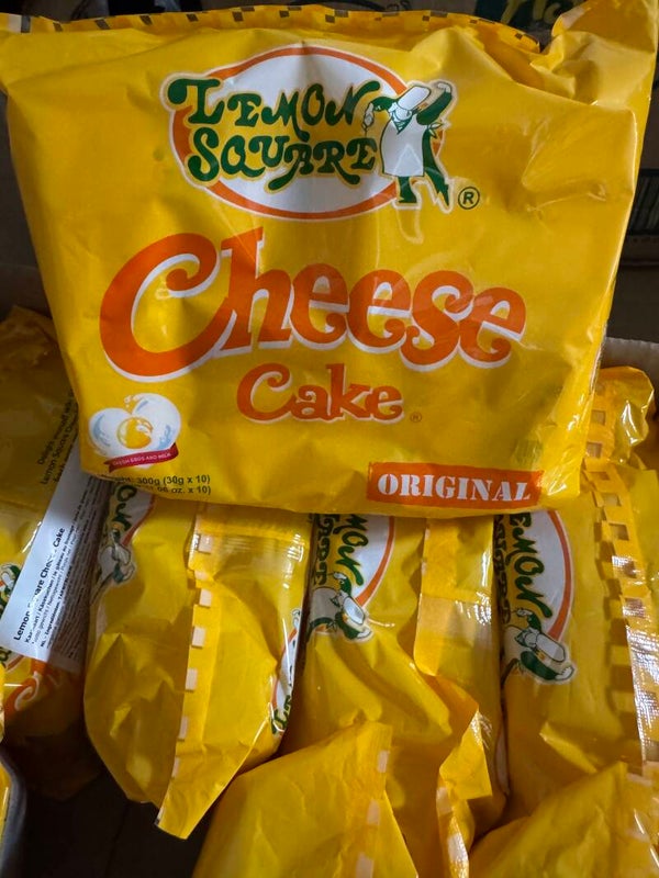 LEMON SQUARE CUPCAKE CHEESECAKE