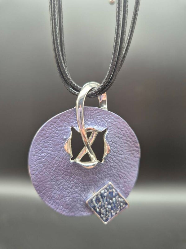 Kette Lederband mit Anhänger