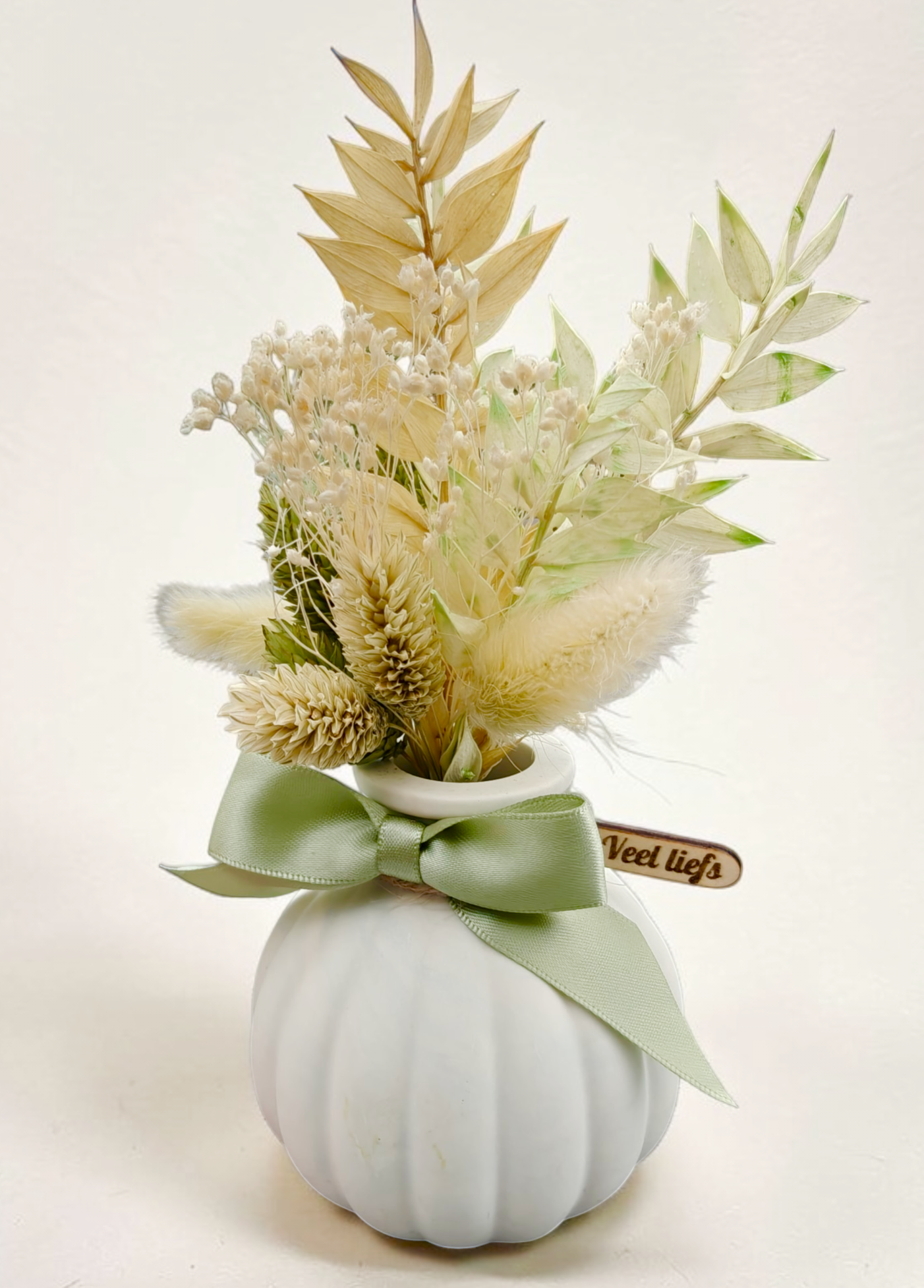 Vaasje met droogbloemen - Veel liefs - groen